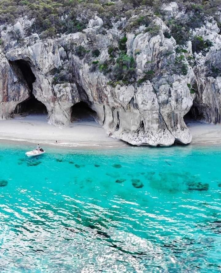 Casa Gaia Apartment Cala Gonone Bagian luar foto